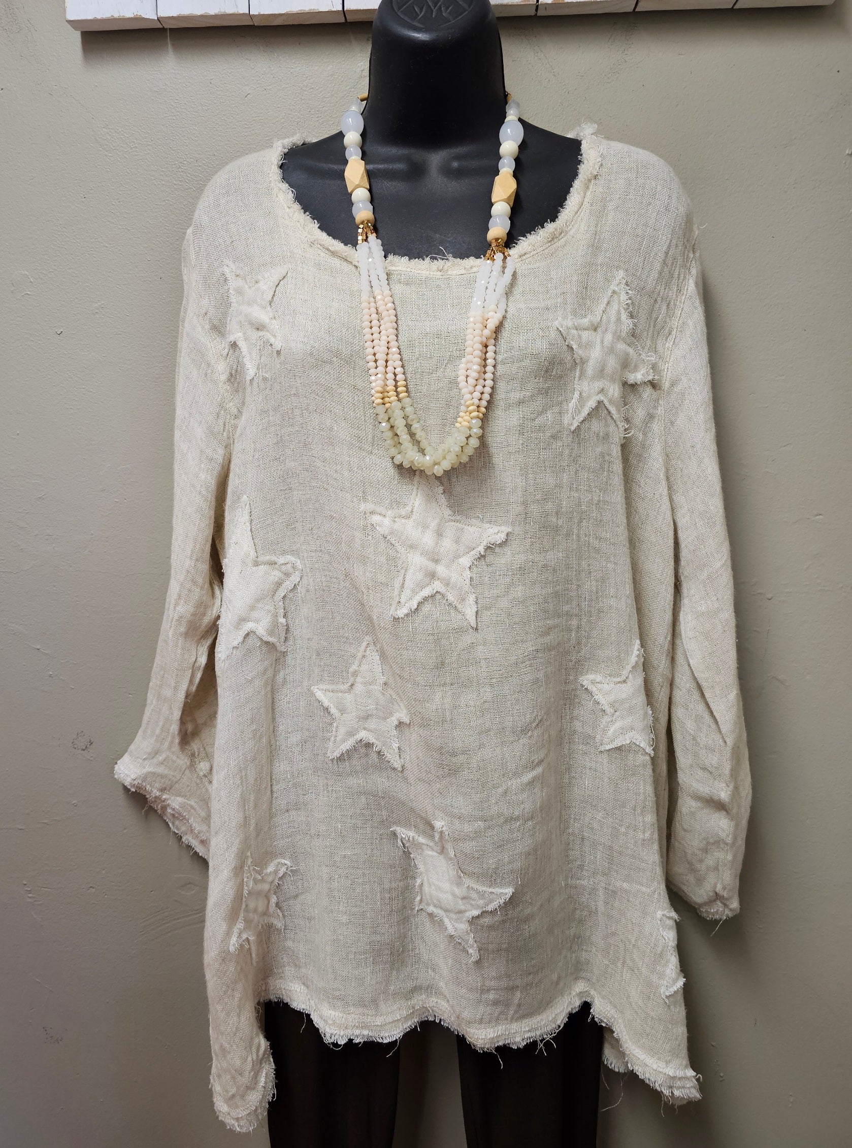 Distressed Linen Top with Stars One Size with 3/4 Sleeves