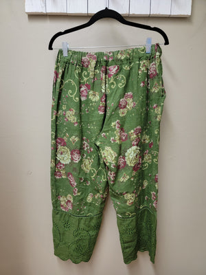 2 Color Ways - Linen Capri Floral Pants