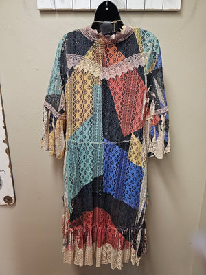 Colorful Geometric Design Lace Duster with a Vintage-inspired Look.