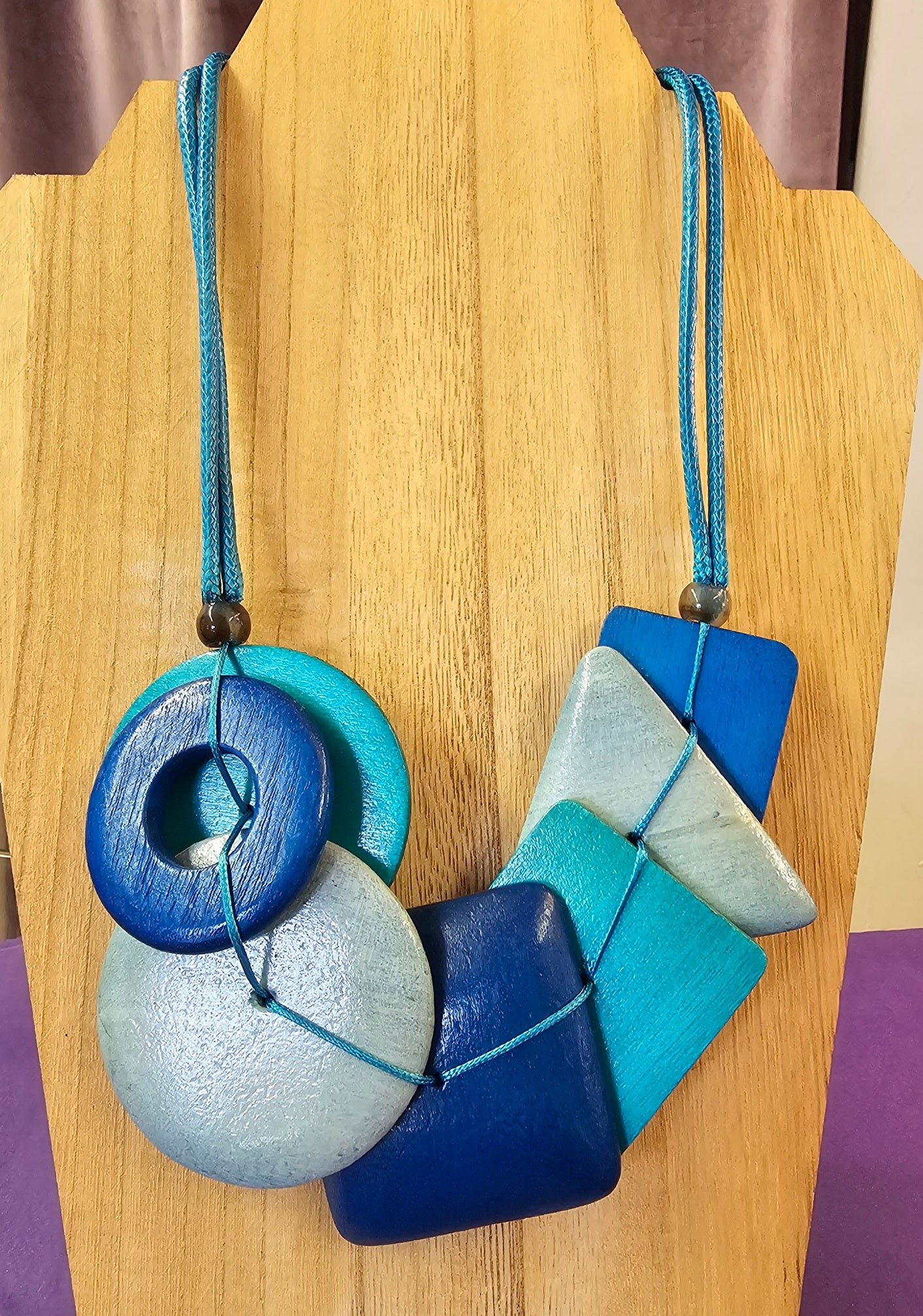 How to make an ombre polymer clay necklace - We Are Scout