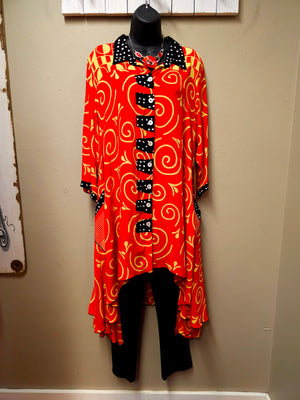 Stunning Gorgeous Button Down Hi-Lo Black & Red Tunic Top