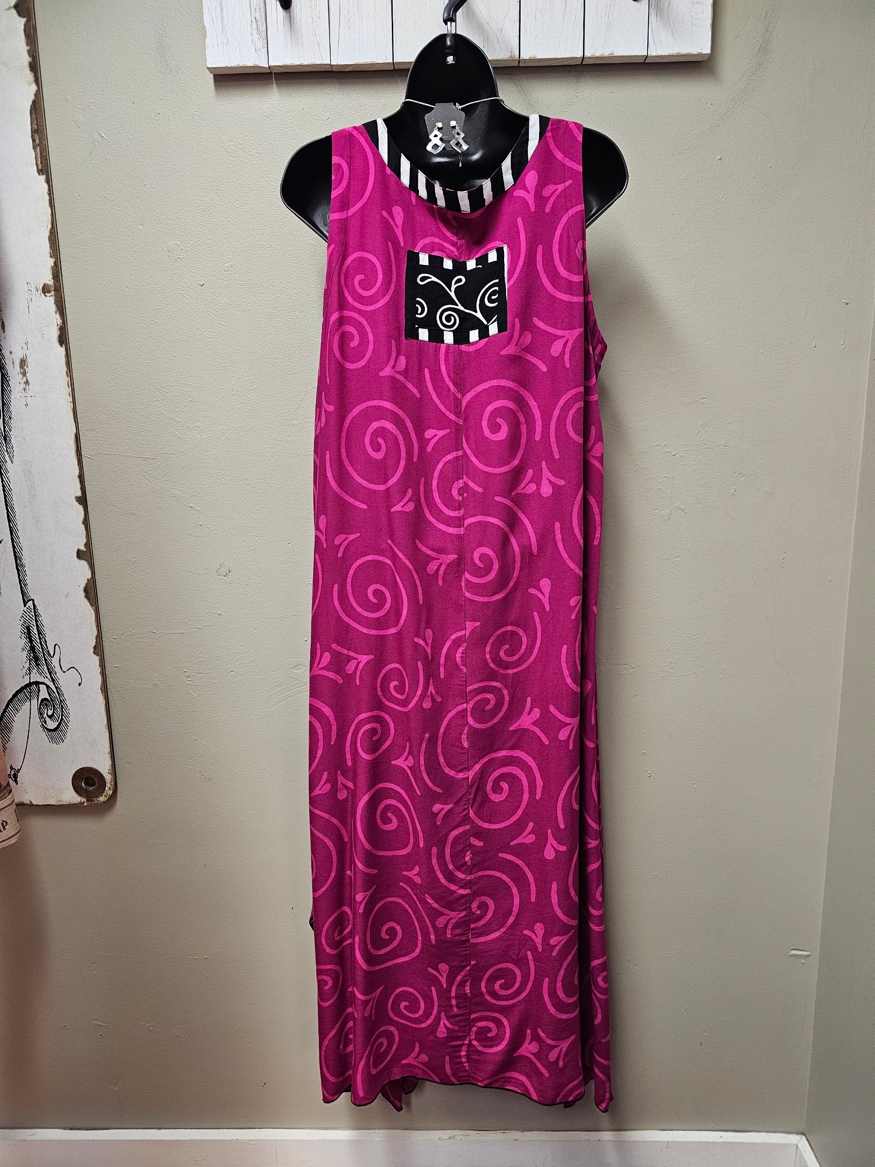 Modern Design Sleeveless Black & Magenta Long  Dress