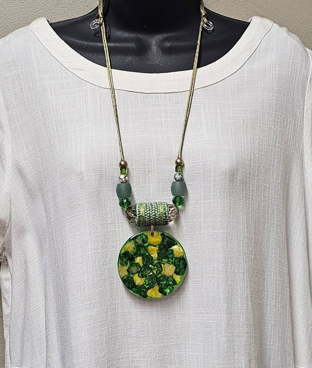 Gorgeous Reversible Green Necklace