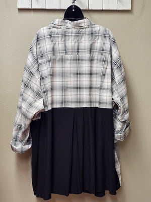 Striking Short Grey and White Plaid Cardigan/Jacket Seams by Sarah