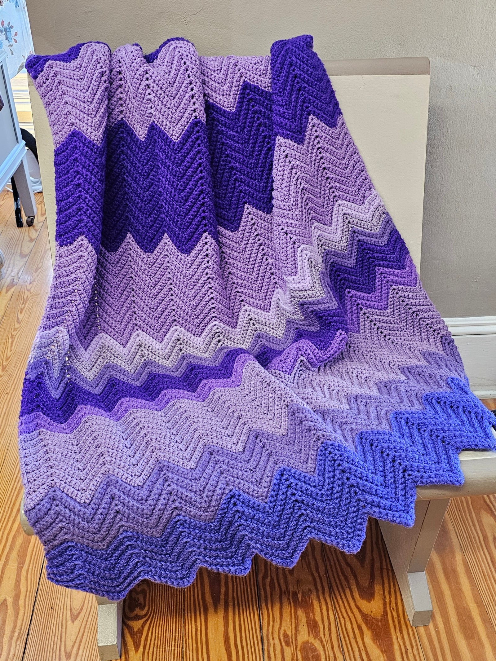 Gorgeous Handmade Purple Zig Zag Crocheted Throw