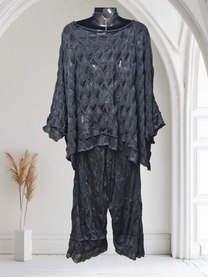 Gorgeous Light Knit Black Top Made in the USA