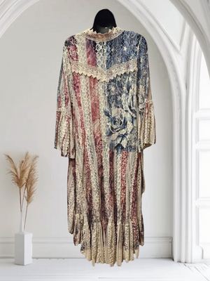 Americana Red & Blue Lace Duster with a Vintage-inspired Look.