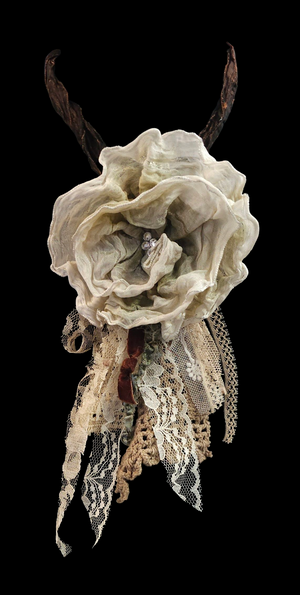 Large - Vintage-Inspired Handcrafted Fabric Flowers Brooch/Necklace