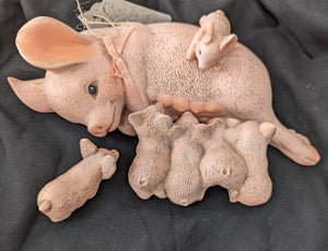 Vintage Ceramic Mama Pig & Her Piglets