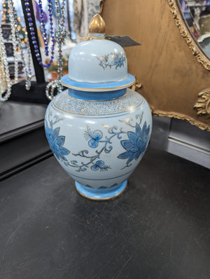 Vintage Andrea by Sadek Japan Porcelain Temple Jar