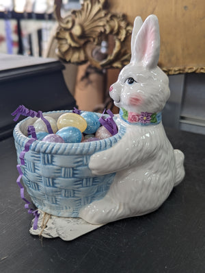 Vintage Avon Bunny Basket
