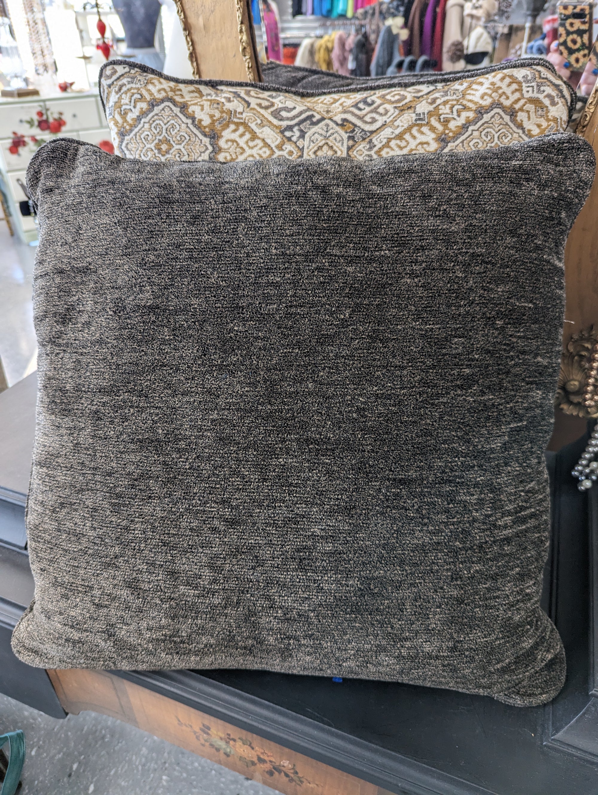 Set of Square 22" Pillows