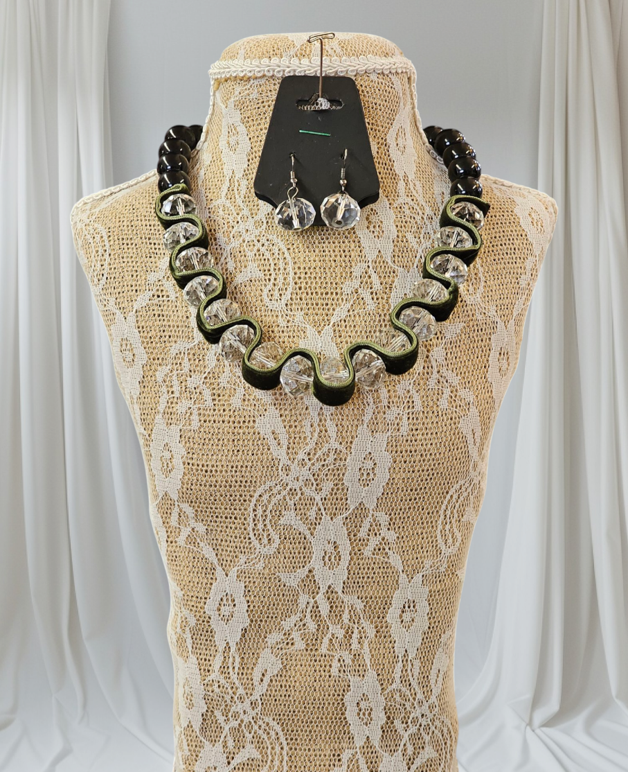 FINAL SALE was $26.99 - Elegant Acrylic and Green Velvet Necklace