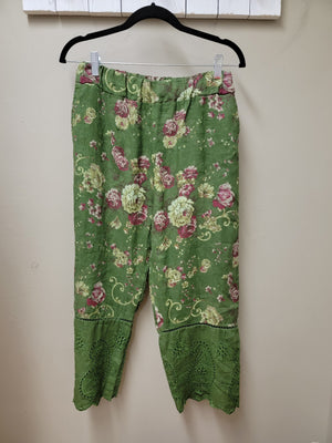 2 Color Ways - Linen Capri Floral Pants
