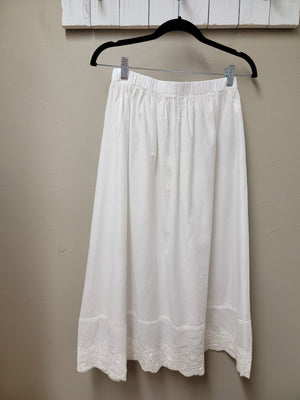 3 Color Ways - Adorable Skirt with Eyelet Trim