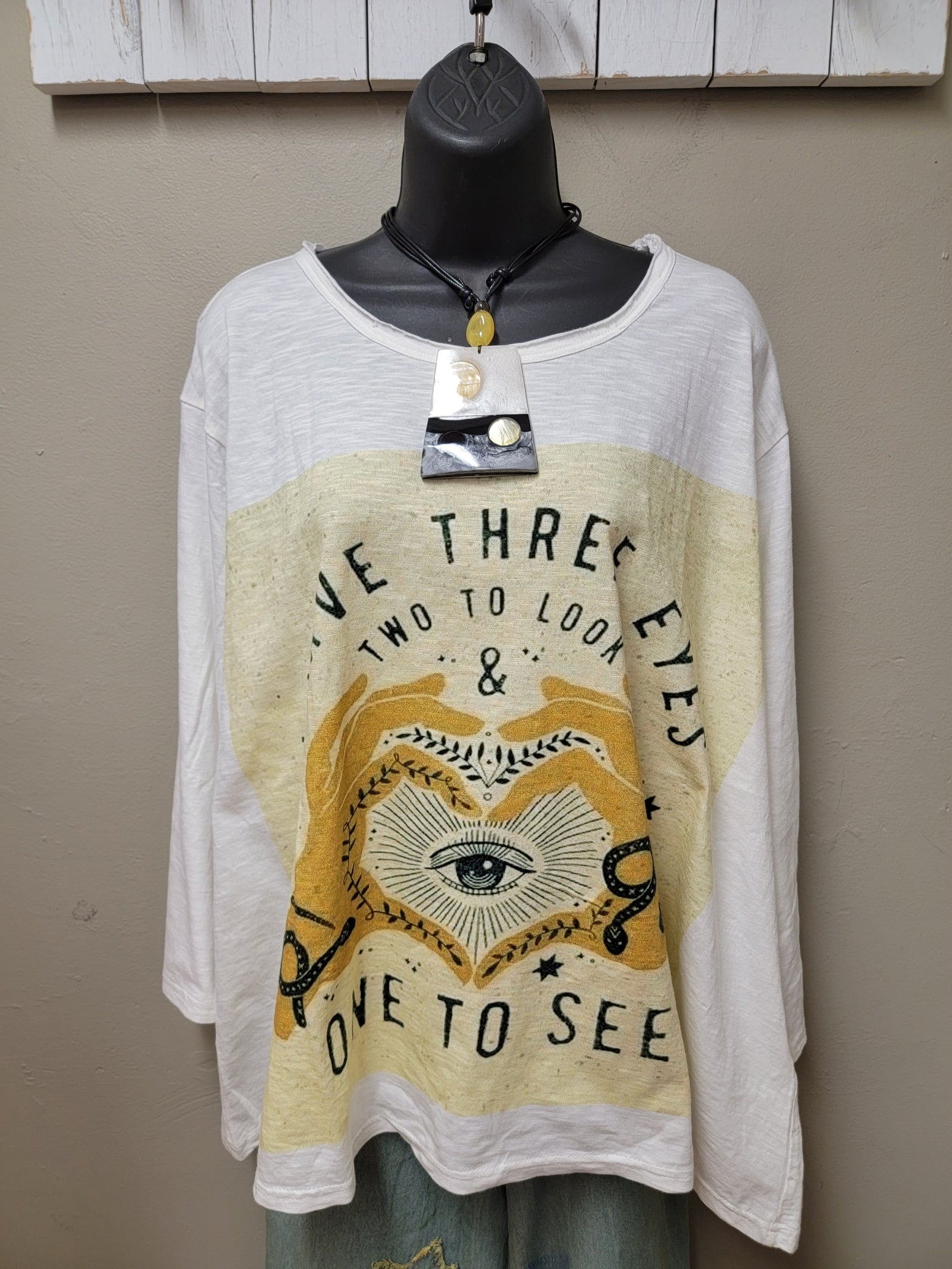 Graphic Tee "I Have 3 Eyes" One Size Casual Top with 3/4 Sleeves