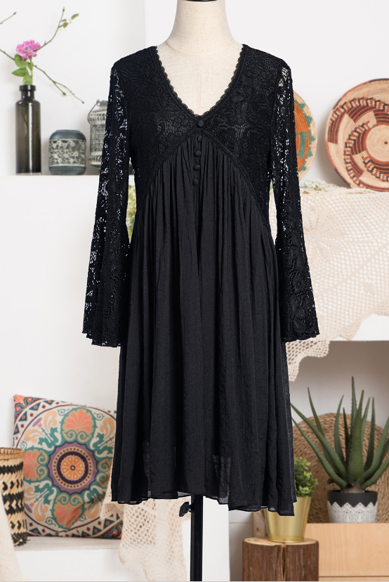 2 Color Ways - Breathtaking Vintage-Inspired Lace Dress